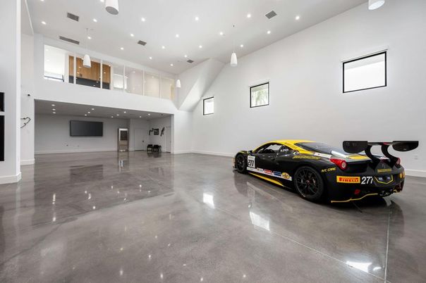 Garage, Interior, Recessed Lighting