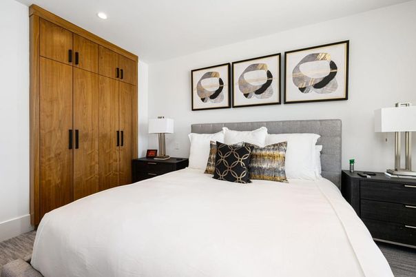 Bedroom, Interior, Recessed Lighting