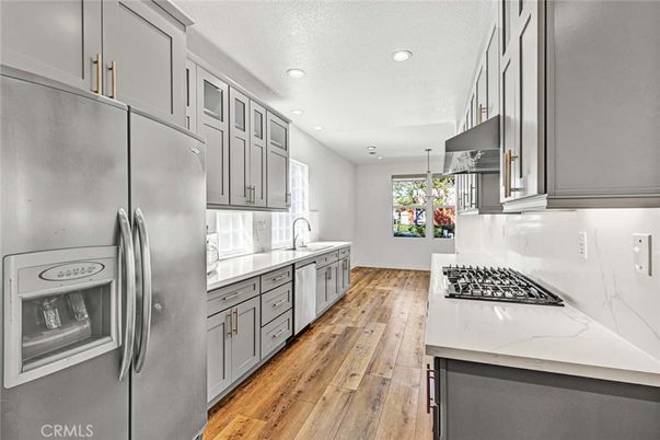Interior, Kitchen, Recessed Lighting, Wood Texture Flooring