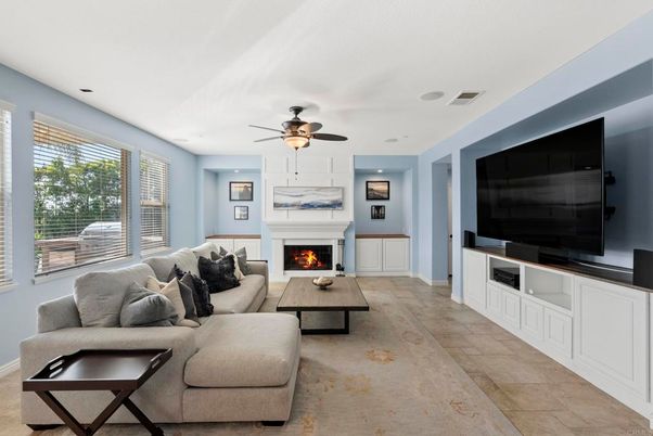 Fireplace, Interior, Living room, Recessed Lighting