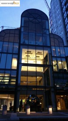 Exterior, Facade, Highrise