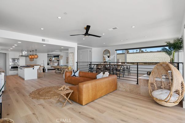 Dining room, Interior, Kitchen, Living room, Pendant Lights, Recessed Lighting, Stainless Steel Appliances, Wood Texture Flooring