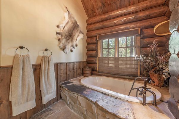Bathroom, Interior, Wooden Ceilings, Wooden Walls