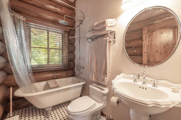 Bathroom, Free Standing Baths, Interior