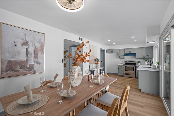 Dining room, Interior, Kitchen, Recessed Lighting, Stainless Steel Appliances, Wood Texture Flooring