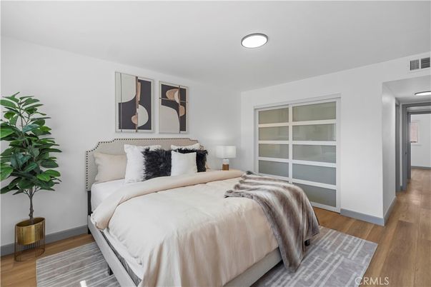 Bedroom, Interior, Recessed Lighting, Wood Texture Flooring