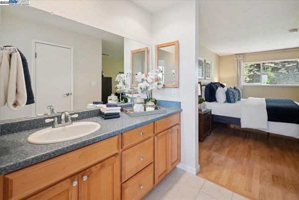 Bathroom, Bedroom, Dual Sink Vanities, Interior, Wood Texture Flooring