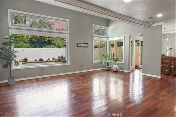 Empty room, Interior, Pendant Lights, Recessed Lighting, Wood Texture Flooring