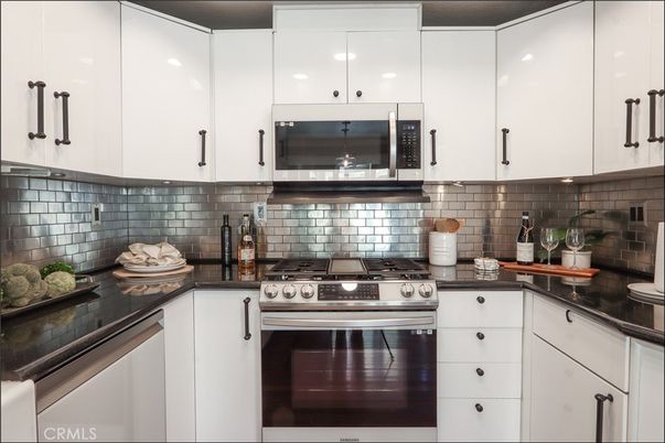 Interior, Kitchen, Stainless Steel Appliances