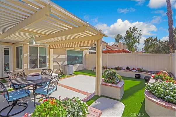 Exterior, Hot Tub