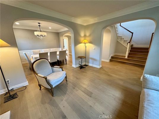 Chandelier, Dining room, Interior, Recessed Lighting, Wood Texture Flooring