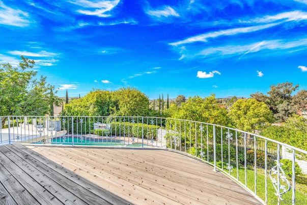 Exterior, Pool, Wood Texture Flooring