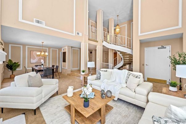 Chandelier, Dining room, Interior, Living room, Pendant Lights