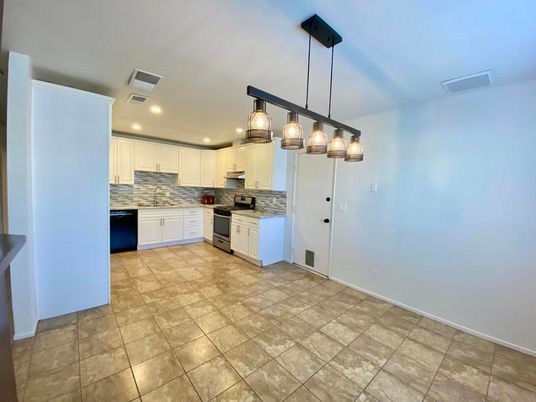 Interior, Kitchen, Pendant Lights, Recessed Lighting