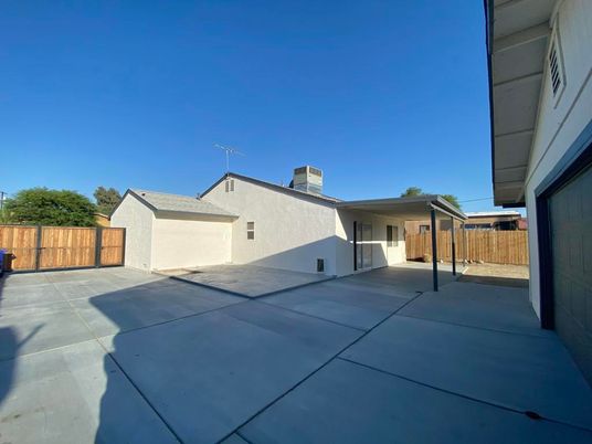 Backyard, Detached Garage, Exterior