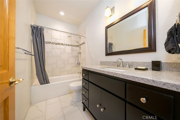 Bathroom, Interior, Marble, Recessed Lighting