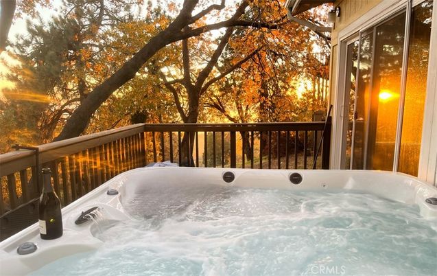 Exterior, Hot Tub
