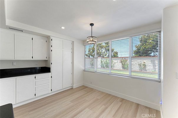 Interior, Pendant Lights, Recessed Lighting, Wood Texture Flooring