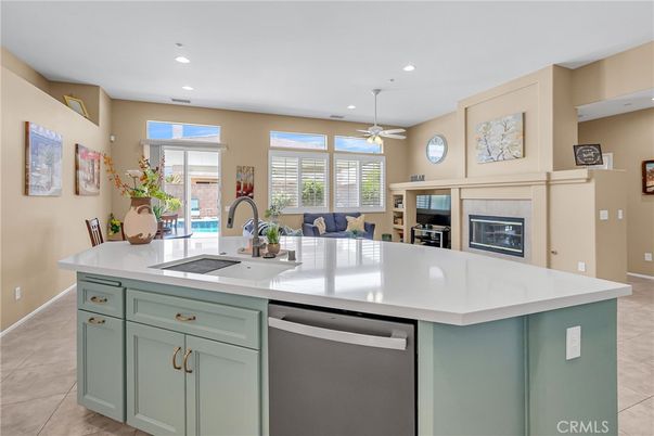 Fireplace, Interior, Kitchen, Pendant Lights, Recessed Lighting