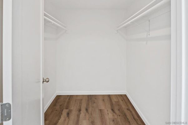 Interior, Walk-in Closets, Wood Texture Flooring