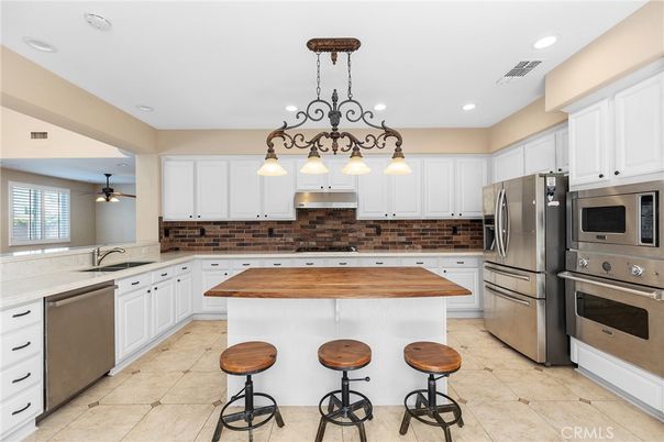 Chandelier, Interior, Kitchen, Pendant Lights, Recessed Lighting, Stainless Steel Appliances