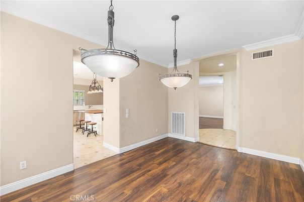 Interior, Pendant Lights, Recessed Lighting, Wood Texture Flooring
