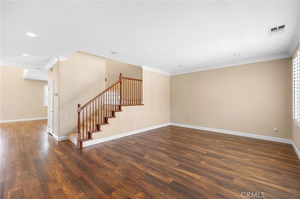 Empty room, Interior, Recessed Lighting, Wood Texture Flooring