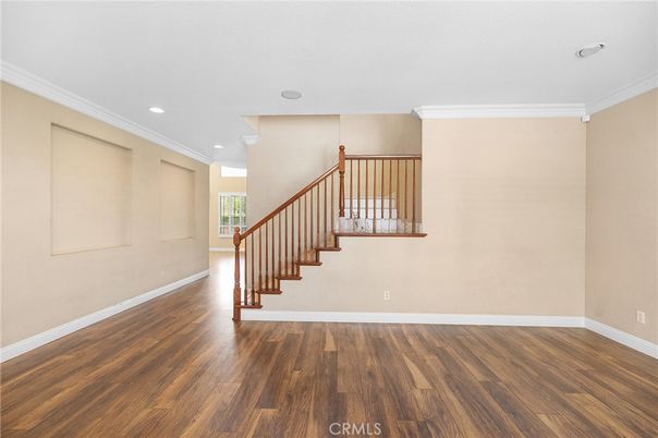 Empty room, Interior, Recessed Lighting, Wood Texture Flooring