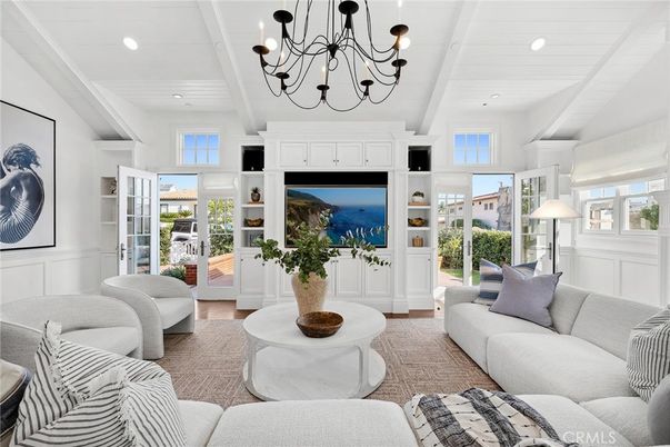 Chandelier, Interior, Living room, Recessed Lighting, Wood Texture Flooring