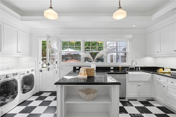 Interior, Pendant Lights, Recessed Lighting, Washer