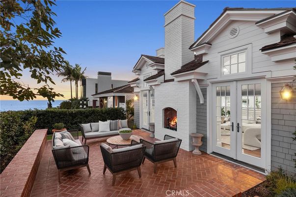 Exterior, Fireplace, Water