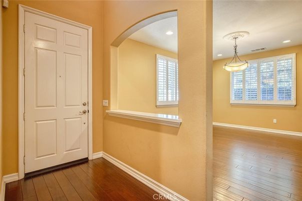 Interior, Pendant Lights, Recessed Lighting, Wood Texture Flooring