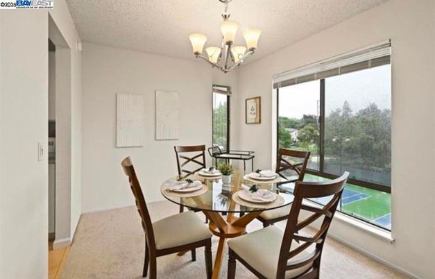 Chandelier, Dining room, Interior