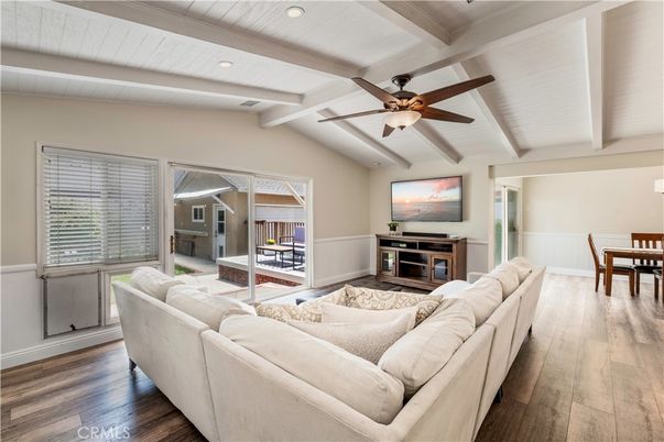 Dining room, Interior, Living room, Recessed Lighting, Wood Texture Flooring