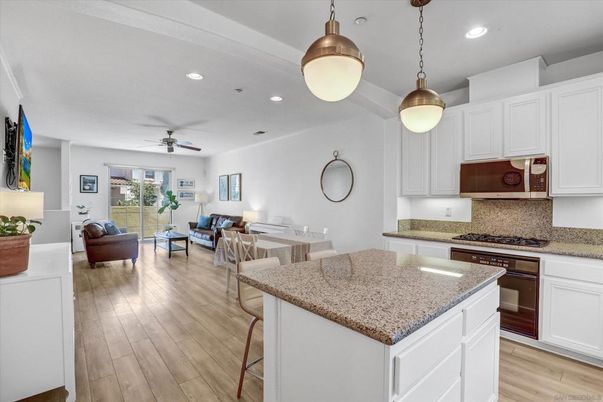 Interior, Kitchen, Living room, Pendant Lights, Recessed Lighting, Wood Texture Flooring