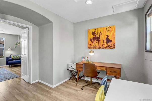 Home Office, Interior, Recessed Lighting, Wood Texture Flooring