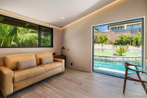 Interior, Recessed Lighting, Wood Texture Flooring