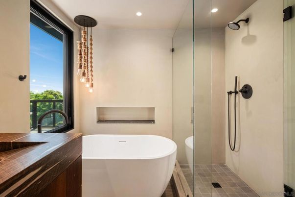 Bathroom, Free Standing Baths, Glass Shower, Interior, Recessed Lighting