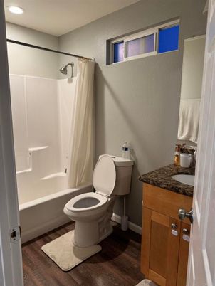 Bathroom, Interior, Recessed Lighting, Wood Texture Flooring
