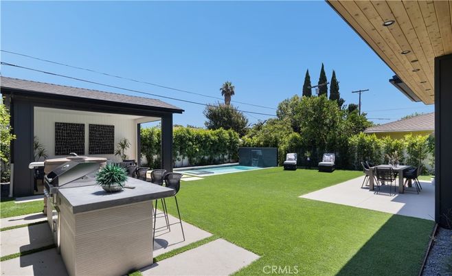 Backyard, Exterior, Pool