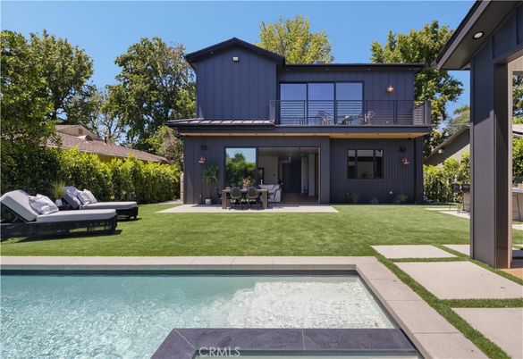 Backyard, Exterior, Pool