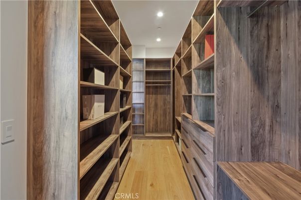 Interior, Recessed Lighting, Walk-in Closets, Wood Texture Flooring