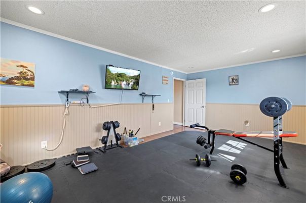 Fitness Equipment, Interior, Recessed Lighting
