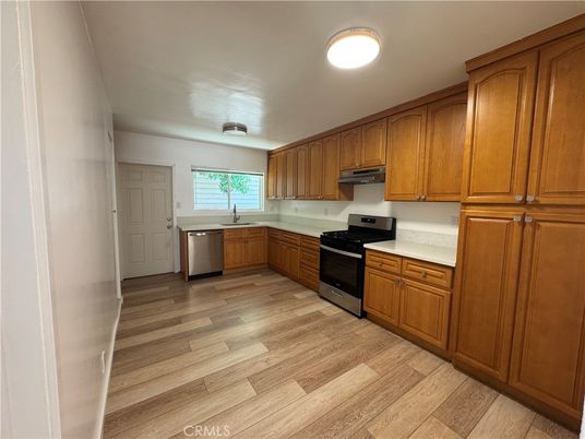 Interior, Kitchen, Stainless Steel Appliances, Wood Texture Flooring