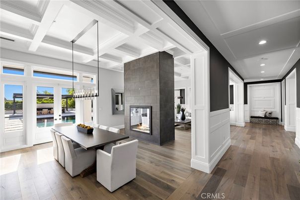 Chandelier, Dining room, Interior, Pendant Lights, Recessed Lighting, Wood Texture Flooring