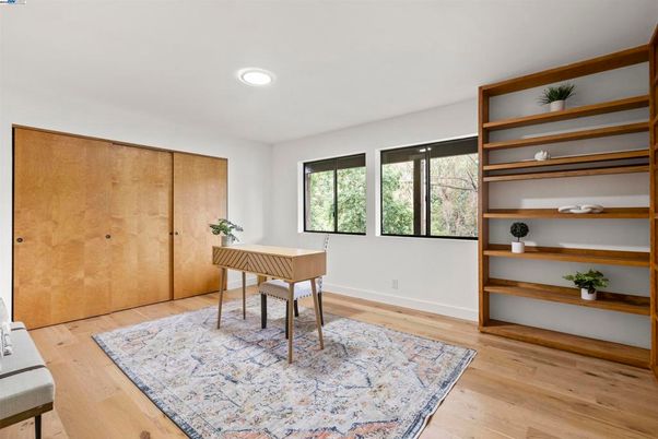 Home Office, Interior, Recessed Lighting, Wood Texture Flooring