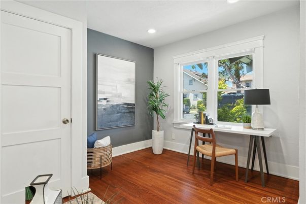 Home Office, Interior, Recessed Lighting, Wood Texture Flooring