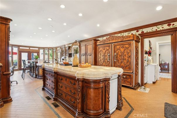 Dining room, Interior, Kitchen, Recessed Lighting, Wood Texture Flooring