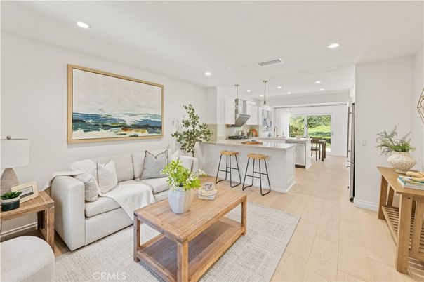 Interior, Kitchen, Living room, Pendant Lights, Recessed Lighting, Wood Texture Flooring