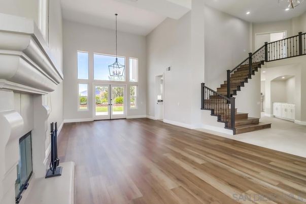 Interior, Pendant Lights, Recessed Lighting, Wood Texture Flooring
